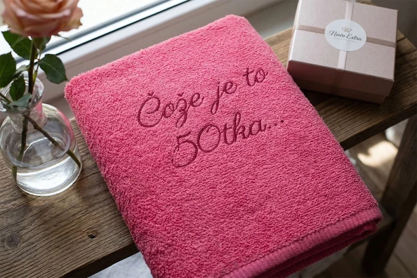 Vyšívaná osuška - Čože je to 50tka
