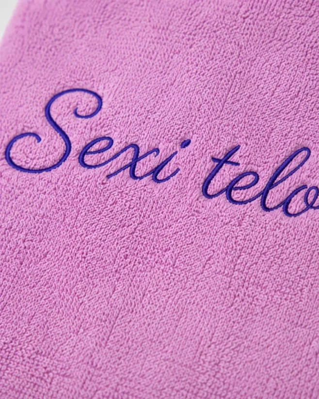 Vyšívaná osuška - Sexi telo